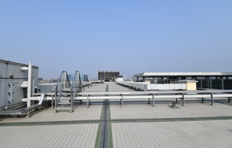 裙房屋面風管安裝